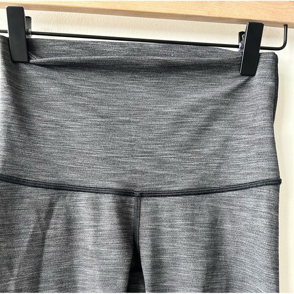 Lululemon Gray Marl Leggings Size 4 EUC F0338 - Picture 3 of 5